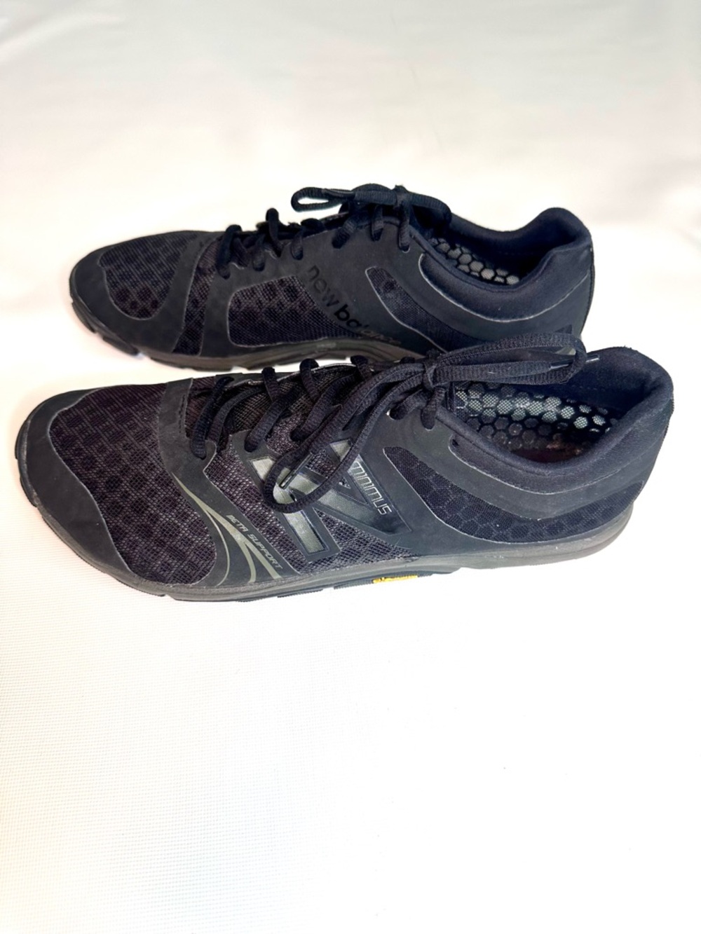 New Balance Men's MX20v3 Minimus Cross-Training Shoe Black Size 10 1/2